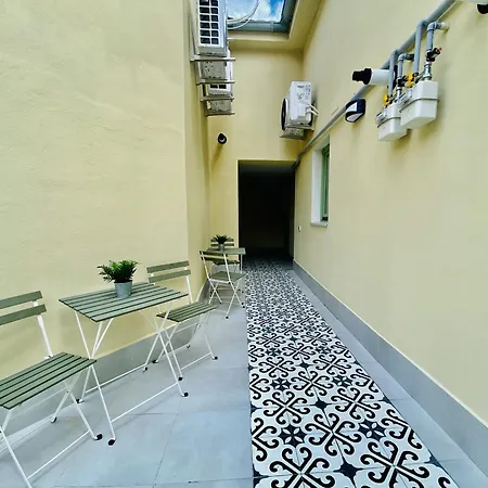 Holiday Agoston Apartments Apartment