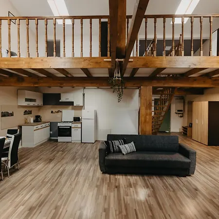 Holiday Agoston Apartments Apartment