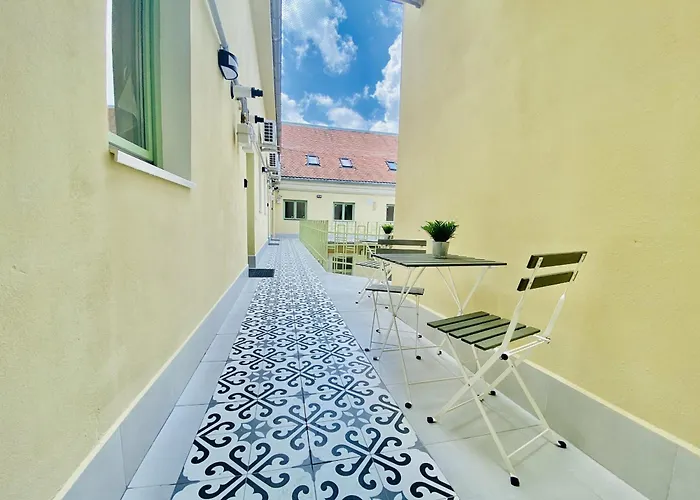 Holiday Agoston Apartments